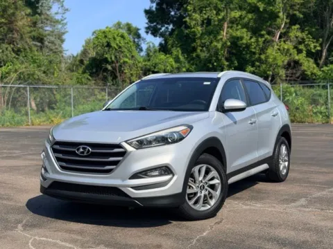 Silver 2018 Hyundai Tucson SEL for sale in Davison, MI