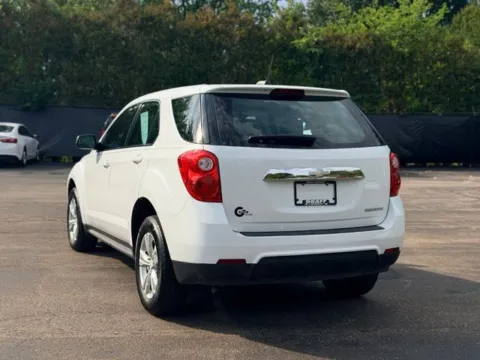 More photos of 2015 Chevrolet Equinox LS at Hank Graff Chevrolet Davison, MI