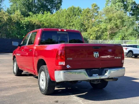 More photos of 2012 Ram 1500 SLT at Hank Graff Chevrolet Davison, MI