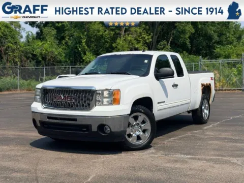 White 2013 GMC Sierra 1500 SLE for sale in Davison, MI
