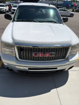 Photos of 2013 GMC Sierra 1500 SLE for sale in Davison, MI at Hank Graff Chevrolet Davison