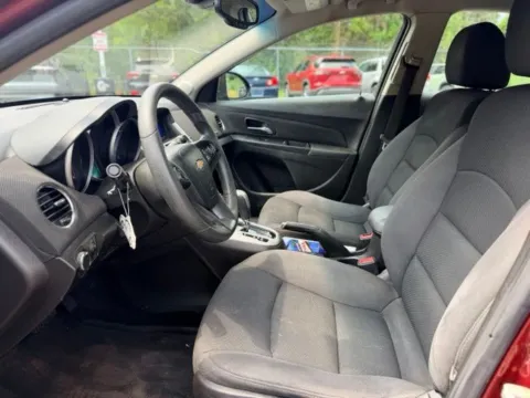 More photos of 2016 Chevrolet Cruze Limited 1LT at Hank Graff Chevrolet Davison, MI