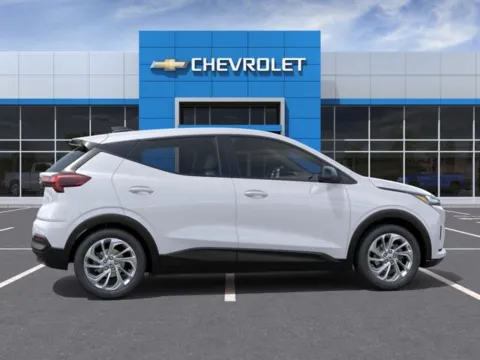 More photos of 2027 Chevrolet Bolt EV LT at Hank Graff Chevrolet Davison, MI
