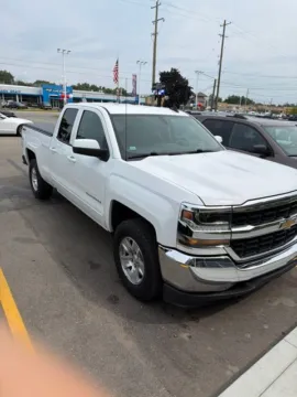White 2019 Chevrolet Silverado 1500 LD LT for sale in Davison, MI