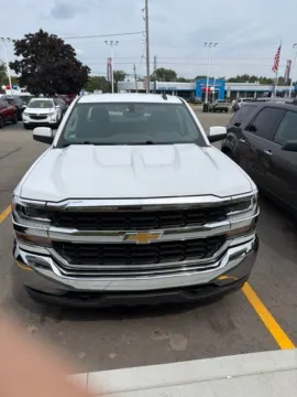 Photos of 2019 Chevrolet Silverado 1500 LD LT for sale in Davison, MI at Hank Graff Chevrolet Davison