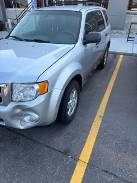 More photos of 2012 Ford Escape XLT at Hank Graff Chevrolet Davison, MI