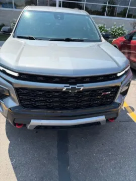 Photos of 2024 Chevrolet Traverse Z71 for sale in Davison, MI at Hank Graff Chevrolet Davison