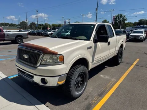 White 2007 Ford F-150 XLT for sale in Davison, MI