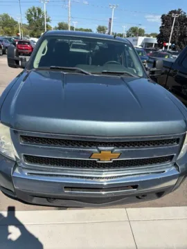 Photos of 2010 Chevrolet Silverado 1500 LT for sale in Davison, MI at Hank Graff Chevrolet Davison