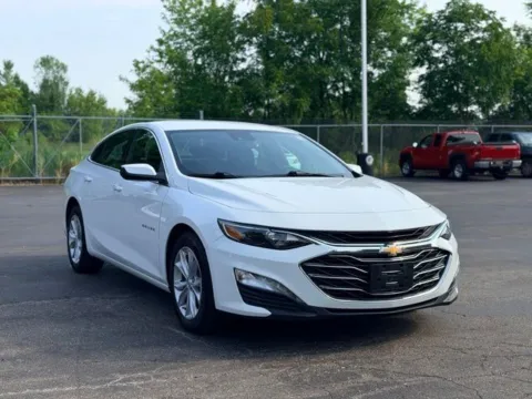 More photos of 2025 Chevrolet Malibu LT at Hank Graff Chevrolet Davison, MI
