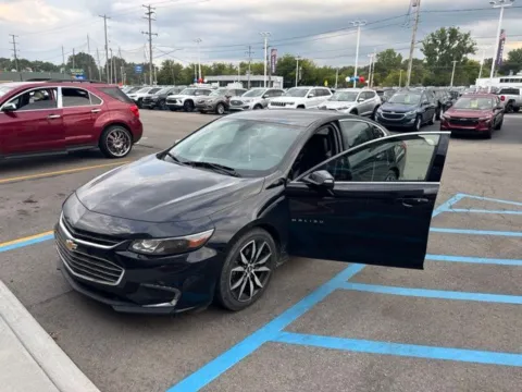 Another view of 2018 Chevrolet Malibu LT for sale in Davison, MI at Hank Graff Chevrolet Davison