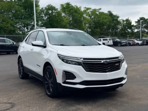 More photos of 2023 Chevrolet Equinox RS at Hank Graff Chevrolet Davison, MI