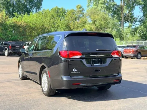 More photos of 2022 Chrysler Voyager LX at Hank Graff Chevrolet Davison, MI