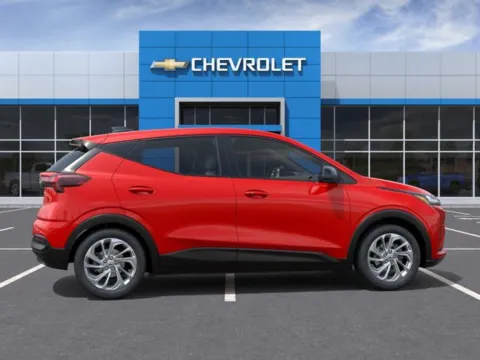 More photos of 2027 Chevrolet Bolt EV LT at Hank Graff Chevrolet Davison, MI