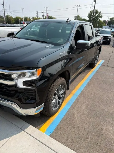 Black 2026 Chevrolet Silverado 1500 LT for sale in Davison, MI