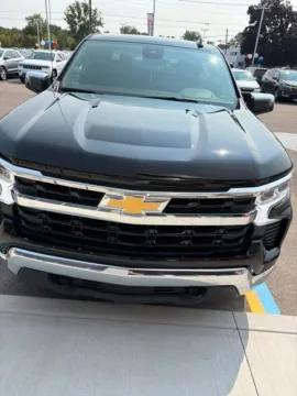 Photos of 2026 Chevrolet Silverado 1500 LT for sale in Davison, MI at Hank Graff Chevrolet Davison