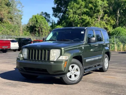 Photos of 2009 Jeep Liberty Sport for sale in Davison, MI at Hank Graff Chevrolet Davison
