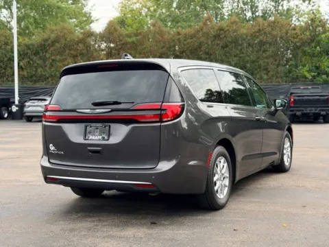 More photos of 2023 Chrysler Pacifica Touring L at Hank Graff Chevrolet Davison, MI