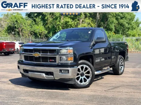 Black 2015 Chevrolet Silverado 1500 LT for sale in Davison, MI