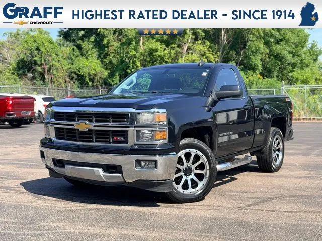 Black 2015 Chevrolet Silverado 1500 LT for sale in Davison, MI