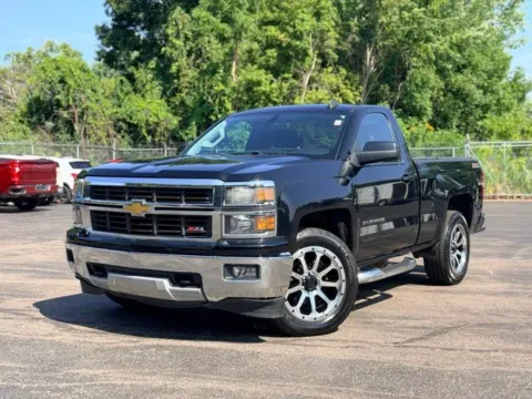 Black 2015 Chevrolet Silverado 1500 LT for sale in Davison, MI
