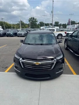 Photos of 2023 Chevrolet Traverse LT for sale in Davison, MI at Hank Graff Chevrolet Davison