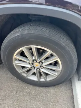 More photos of 2023 Chevrolet Traverse LT at Hank Graff Chevrolet Davison, MI