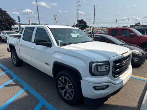 White 2018 GMC Sierra 1500 SLT for sale in Davison, MI