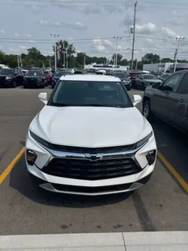 Photos of 2024 Chevrolet Blazer LT for sale in Davison, MI at Hank Graff Chevrolet Davison