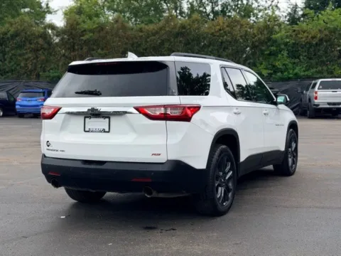 More photos of 2020 Chevrolet Traverse RS at Hank Graff Chevrolet Davison, MI