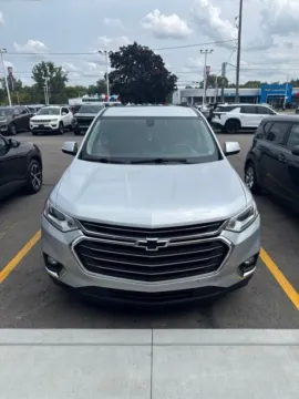 Photos of 2019 Chevrolet Traverse 3LT for sale in Davison, MI at Hank Graff Chevrolet Davison