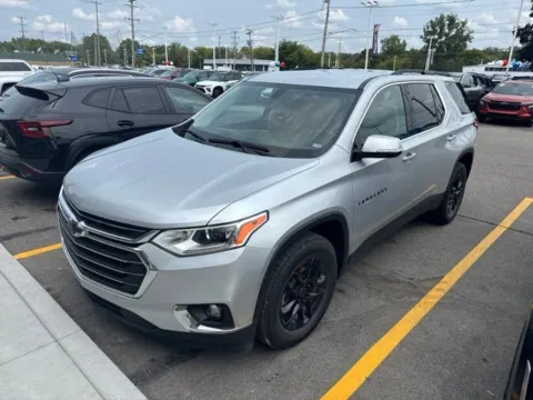 Silver 2019 Chevrolet Traverse 3LT for sale in Davison, MI