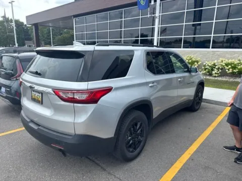 More photos of 2019 Chevrolet Traverse 3LT at Hank Graff Chevrolet Davison, MI