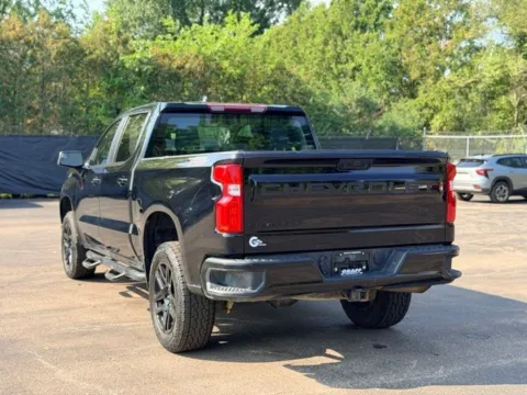 More photos of 2022 Chevrolet Silverado 1500 LT Trail Boss at Hank Graff Chevrolet Davison, MI