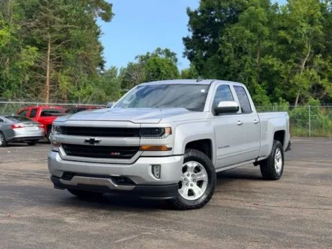 Photos of 2018 Chevrolet Silverado 1500 LT for sale in Davison, MI at Hank Graff Chevrolet Davison