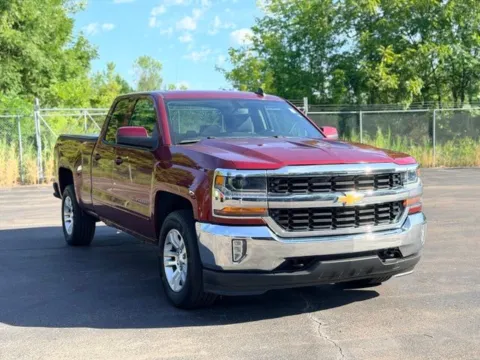Photos of 2017 Chevrolet Silverado 1500 LT for sale in Davison, MI at Hank Graff Chevrolet Davison