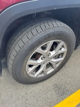 More photos of 2021 Jeep Grand Cherokee L Limited at Hank Graff Chevrolet Davison, MI