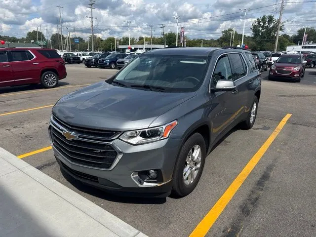 Gray 2021 Chevrolet Traverse LT for sale in Davison, MI