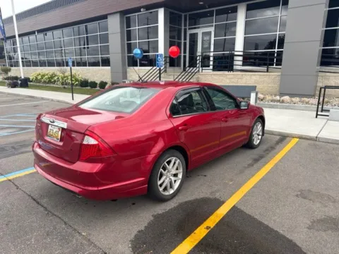 More photos of 2012 Ford Fusion SEL at Hank Graff Chevrolet Davison, MI