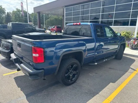 More photos of 2018 GMC Sierra 1500 SLE at Hank Graff Chevrolet Davison, MI