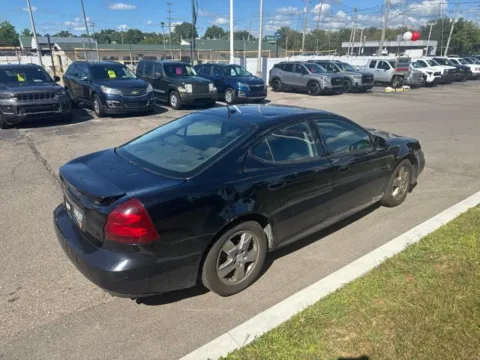More photos of 2007 Pontiac Grand Prix at Hank Graff Chevrolet Davison, MI