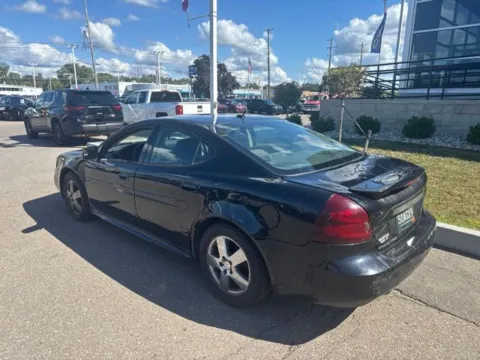 More photos of 2007 Pontiac Grand Prix at Hank Graff Chevrolet Davison, MI