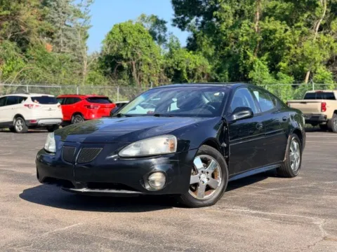 Photos of 2007 Pontiac Grand Prix for sale in Davison, MI at Hank Graff Chevrolet Davison