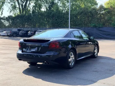 More photos of 2007 Pontiac Grand Prix at Hank Graff Chevrolet Davison, MI