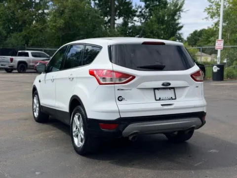 More photos of 2016 Ford Escape SE at Hank Graff Chevrolet Davison, MI