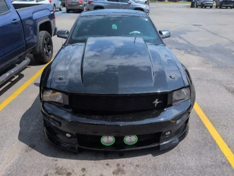 Photos of 2008 Ford Mustang GT Deluxe for sale in Davison, MI at Hank Graff Chevrolet Davison