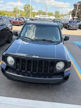 Photos of 2010 Jeep Patriot Sport for sale in Davison, MI at Hank Graff Chevrolet Davison
