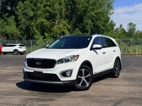 Photos of 2016 Kia Sorento EX for sale in Davison, MI at Hank Graff Chevrolet Davison