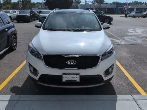 Photos of 2016 Kia Sorento EX for sale in Davison, MI at Hank Graff Chevrolet Davison