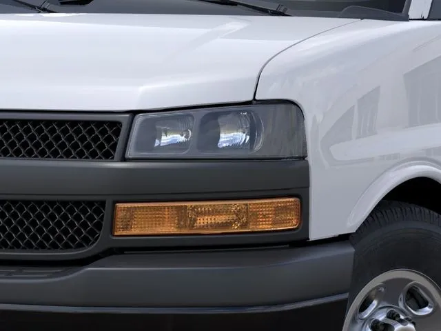2025 Chevrolet Express Cargo Work Van - Photo 10